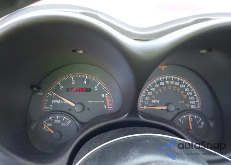 2004 Pontiac Grand Am Gt z USA, uszkodzony, nr VIN 1G2NW52E24C101981